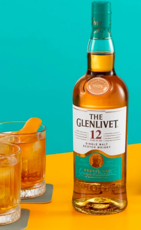 WHISKY GLENLIVET 12YO 0,7L + SZKLANKI