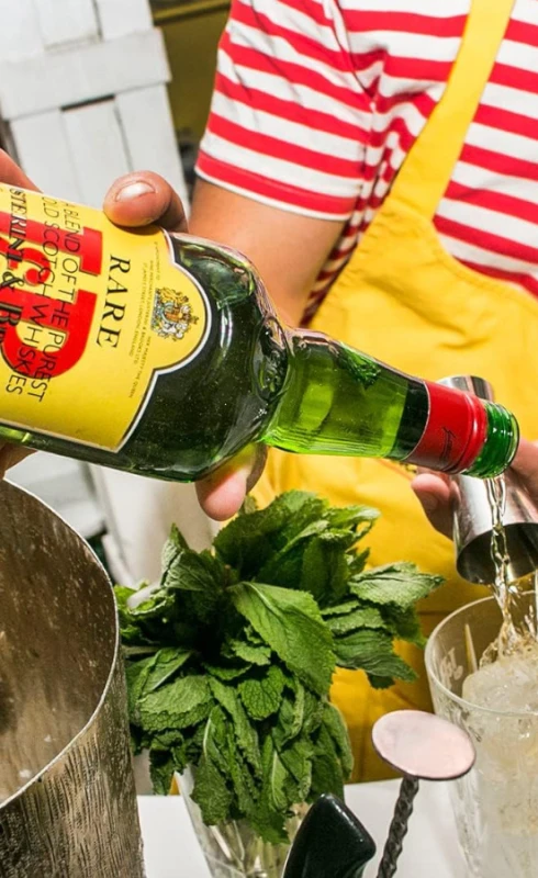 WHISKY J&amp;B 0,7L