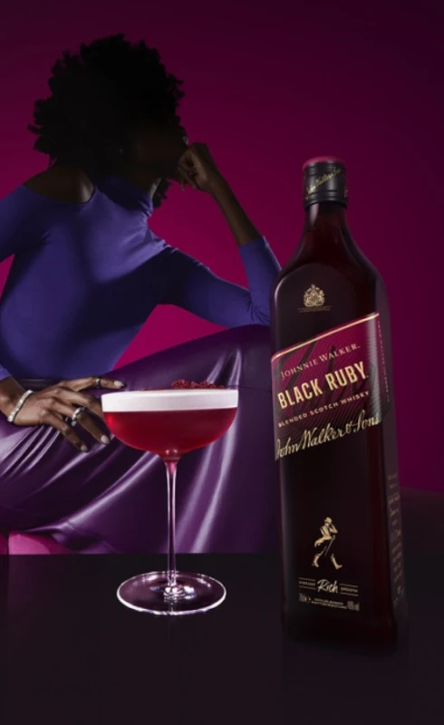 WHISKY JOHNNIE BLACK LABEL RUBY 0,7L