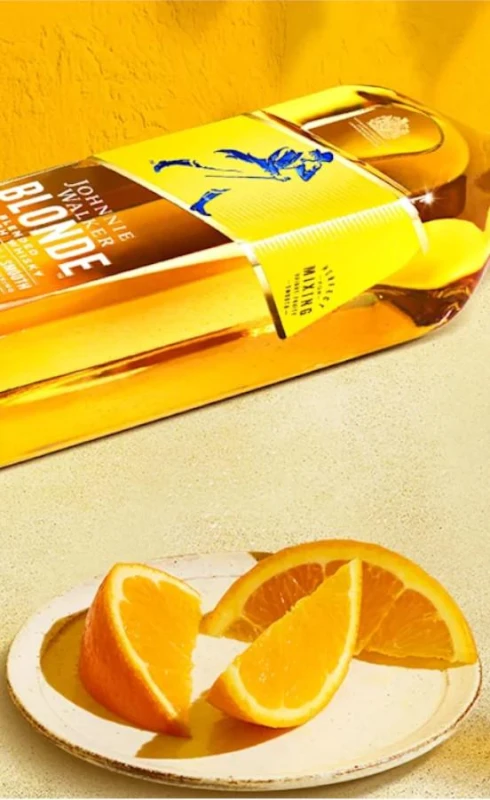 WHISKY JOHNNIE WALKER BLONDE 0,7L 40%