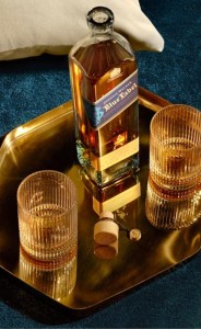 WHISKY JOHNNIE WALKER BLUE LABEL 0,7L 43%