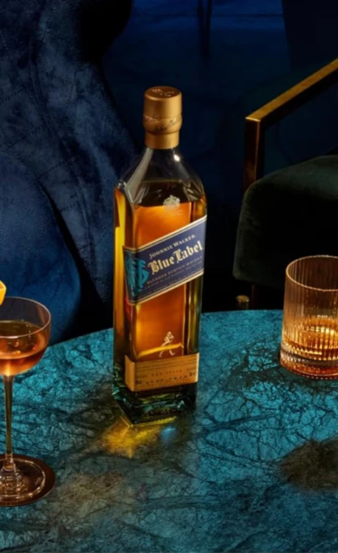 WHISKY JOHNNIE WALKER BLUE LABEL 0,7L 43%
