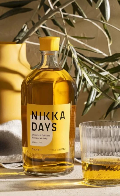 WHISKY NIKKA DAYS 0,7L