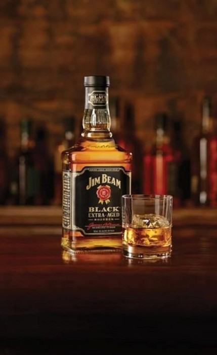 BOURBON JIM BEAM BLACK 0,7L+2SZKLANKI