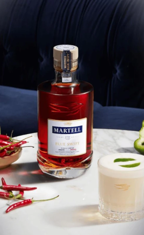 COGNAC MARTELL BLUE SWIFT 0,7L 40%