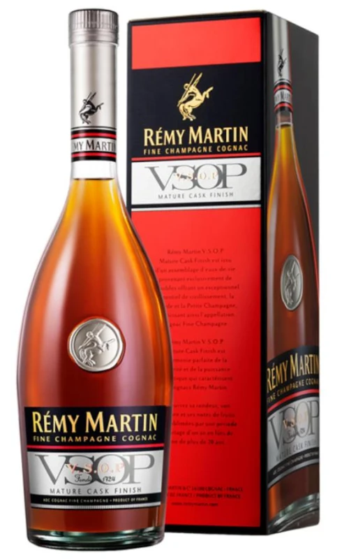 COGNAC REMY MARTIN VSOP 0,7L + KARTON
