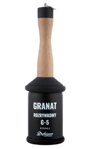 WÓDKA DĘBOWA GRANAT ROZRYWKOWY 0,5L 40%