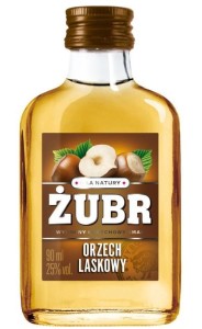 WÓDKA ŻUBR ORZECH LASKOWY  0,09L 25%