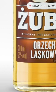 WÓDKA ŻUBR ORZECH LASKOWY 0,2L 25%