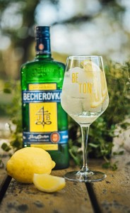 WÓDKA BECHEROVKA 0,7L 38%