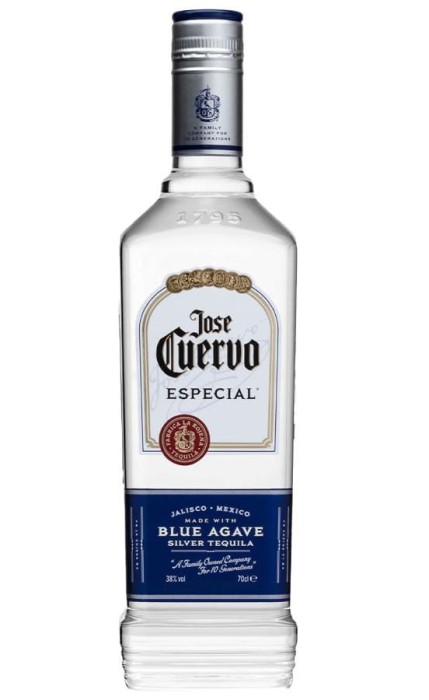 TEQUILA JOSE CUERVO SILVER 0,7L 38%