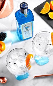 GIN BOMBAY SAPPHIRE 0,7L + KIELISZEK