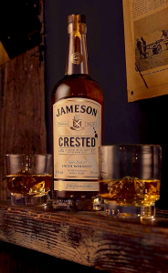 Whiskey_Irlandzkie_Jameson_Crested_700ml