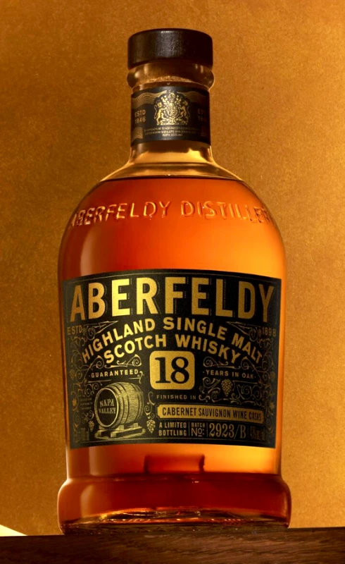 Whiskey_Szkocka_Aberfeldy_07L_40%