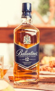 Whisky_szkocka_Ballantines_12YO_03jpg