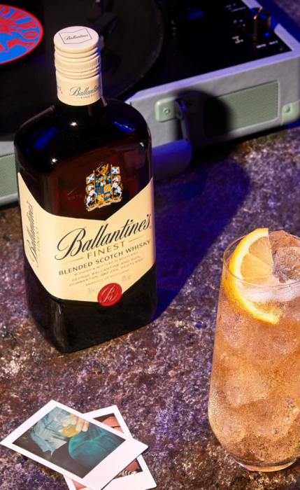 Whiskey Szkocka Ballantines  Finest 500ml 05L