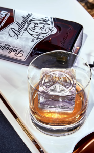 Szkocka_Whisky_Blended_Ballantines_Edycja_Limitowana_John_Lennon_700ml_40%