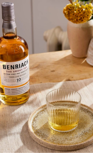 WHISKY_BENRIACH_CURIOSITAS_10YO_SMOKY_07L_700ML