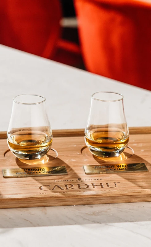 Whiskey_Szkocka_Premium_Cardhu_GOLD_RESERVE_07L_700ml