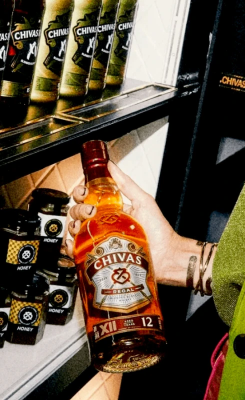 WHISKY SZKOCKA PREMIUM BLENDED CHIVAS REGAL 12YO 0,5L 40%