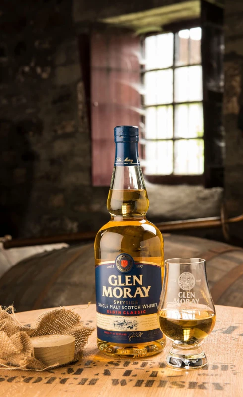 WHISKY GLEN MORAY 12YO 0,7L +2SZKL